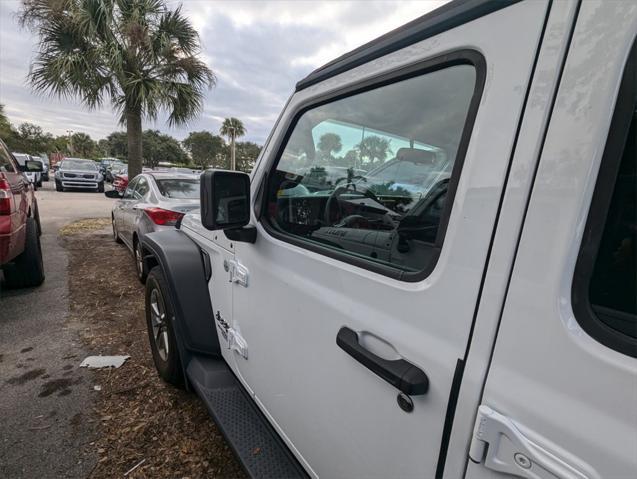 used 2018 Jeep Wrangler Unlimited car, priced at $23,999