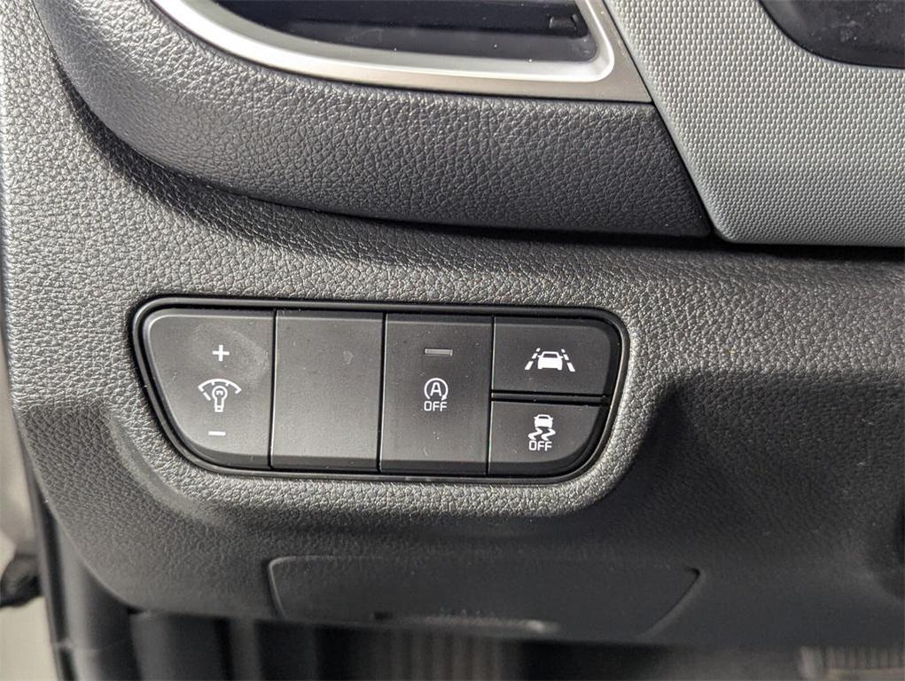 used 2023 Kia Seltos car, priced at $17,888