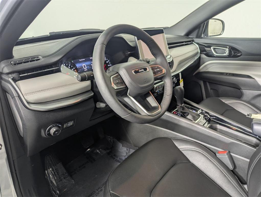 new 2025 Jeep Compass car, priced at $27,770