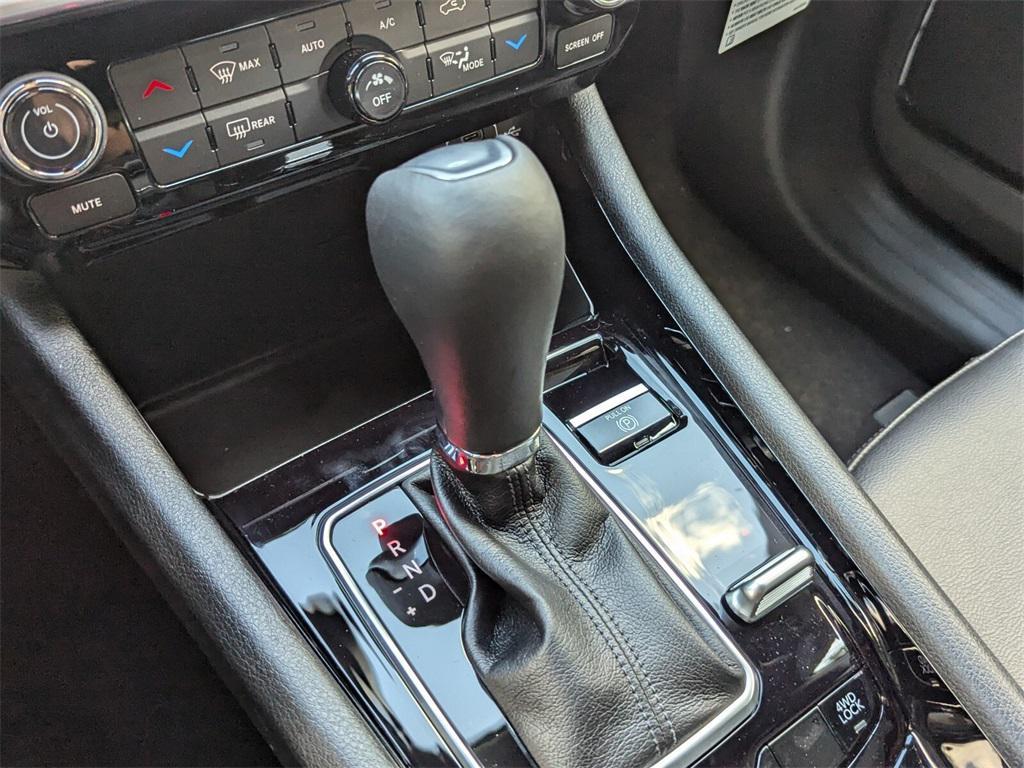 new 2025 Jeep Compass car, priced at $30,180
