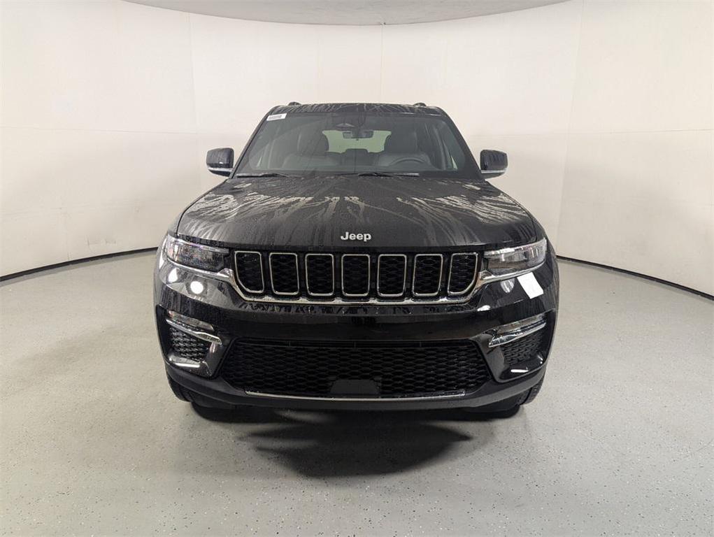 new 2025 Jeep Grand Cherokee car, priced at $41,822