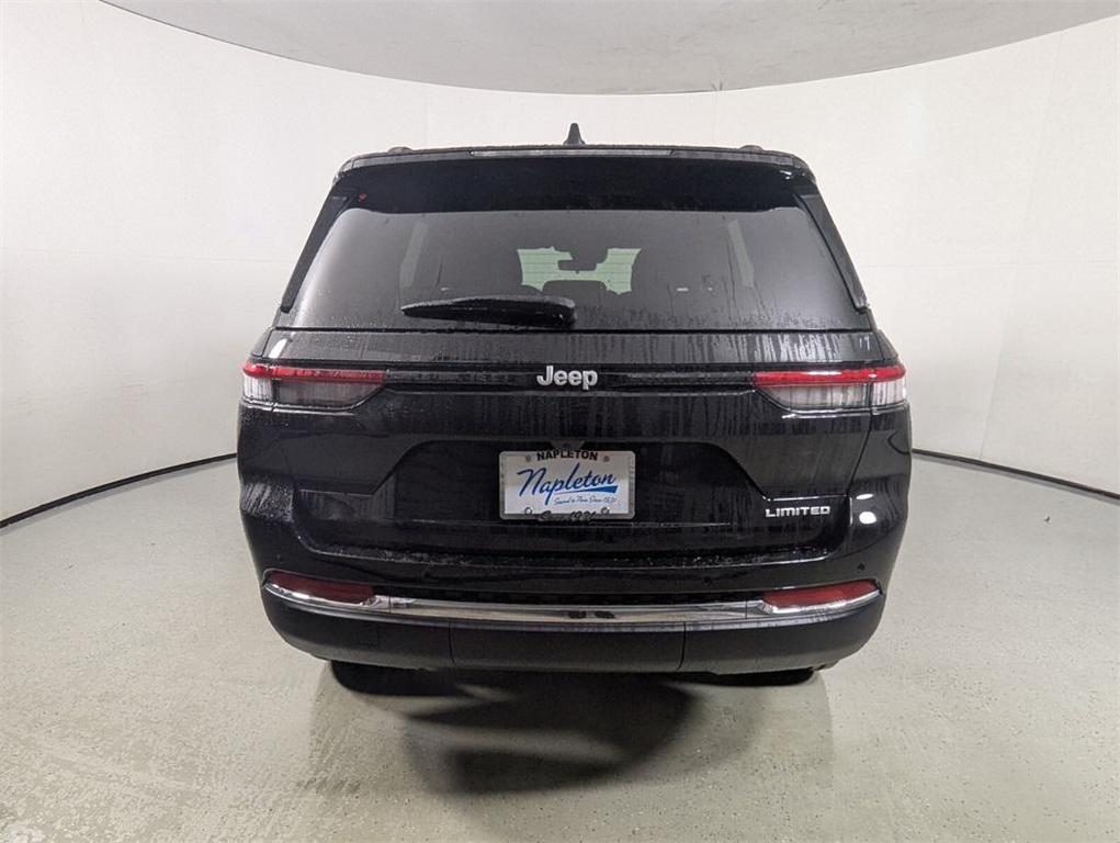 new 2025 Jeep Grand Cherokee car, priced at $41,822