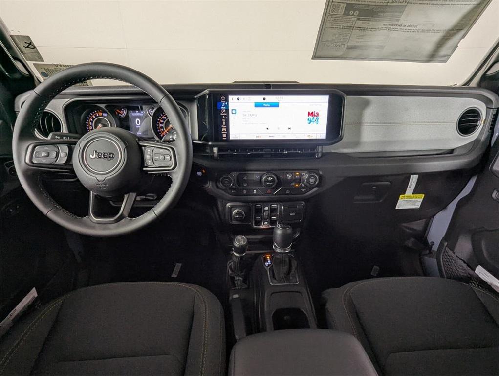 new 2025 Jeep Gladiator car, priced at $42,158