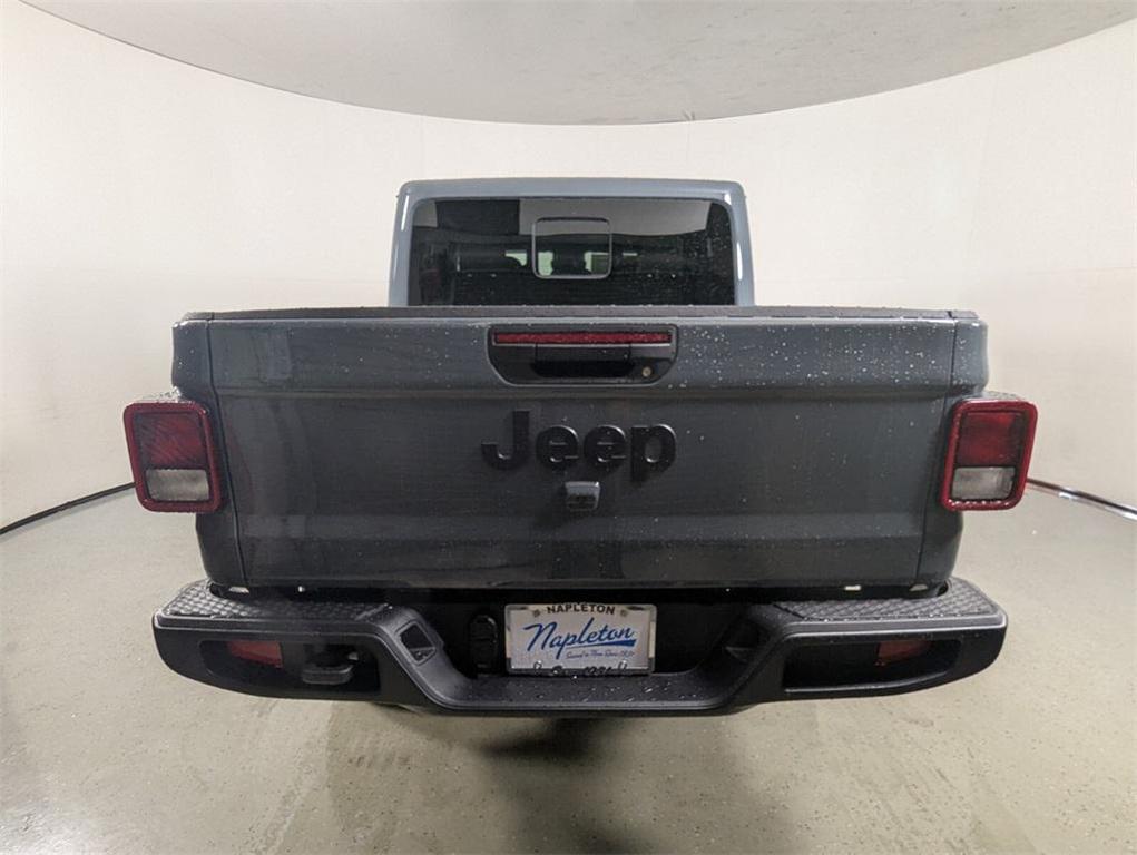 new 2025 Jeep Gladiator car, priced at $42,158