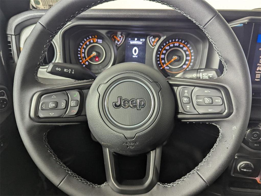 new 2025 Jeep Gladiator car, priced at $42,158