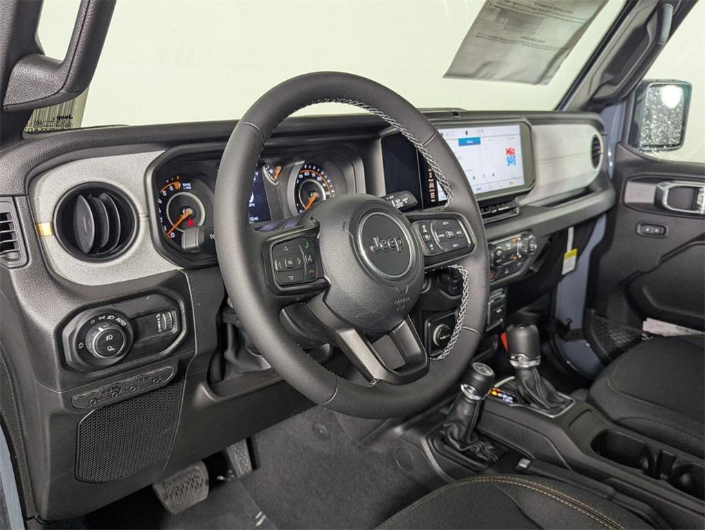 new 2025 Jeep Gladiator car, priced at $42,158