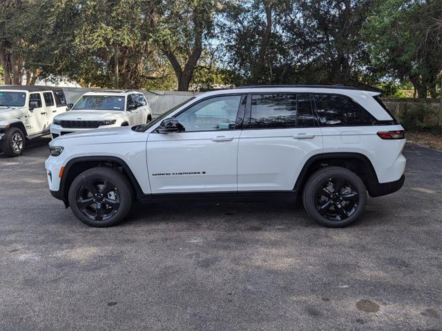 new 2025 Jeep Grand Cherokee car, priced at $51,000