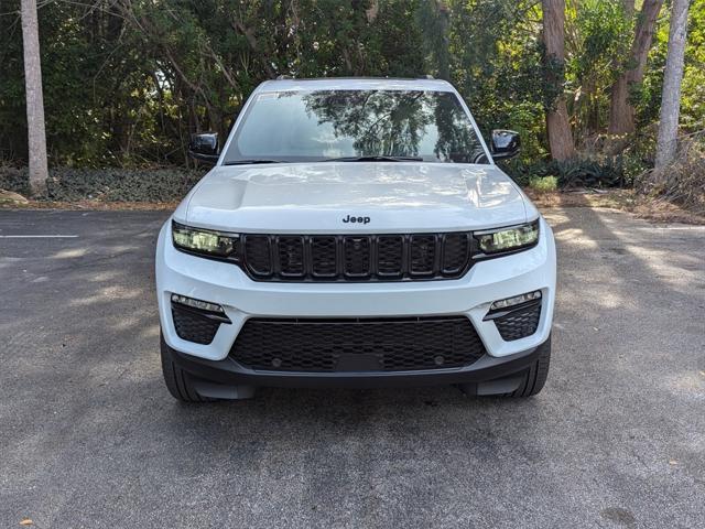 new 2025 Jeep Grand Cherokee car, priced at $51,000