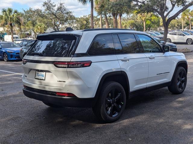 new 2025 Jeep Grand Cherokee car, priced at $51,000