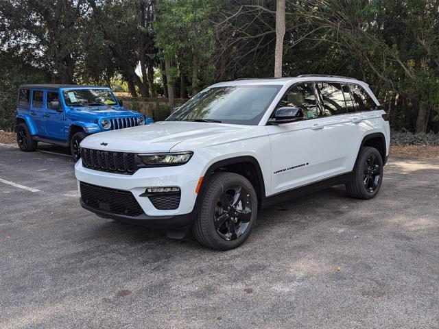 new 2025 Jeep Grand Cherokee car, priced at $51,000