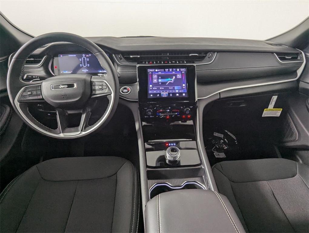 new 2025 Jeep Grand Cherokee L car, priced at $30,775