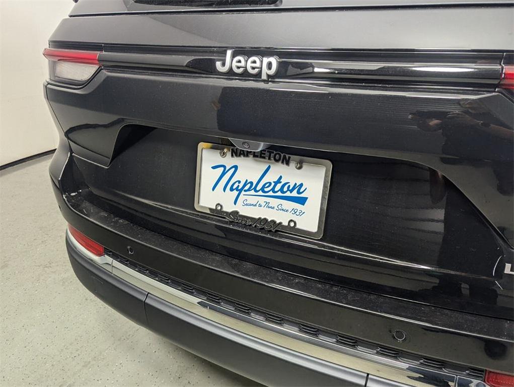 new 2025 Jeep Grand Cherokee car, priced at $31,831