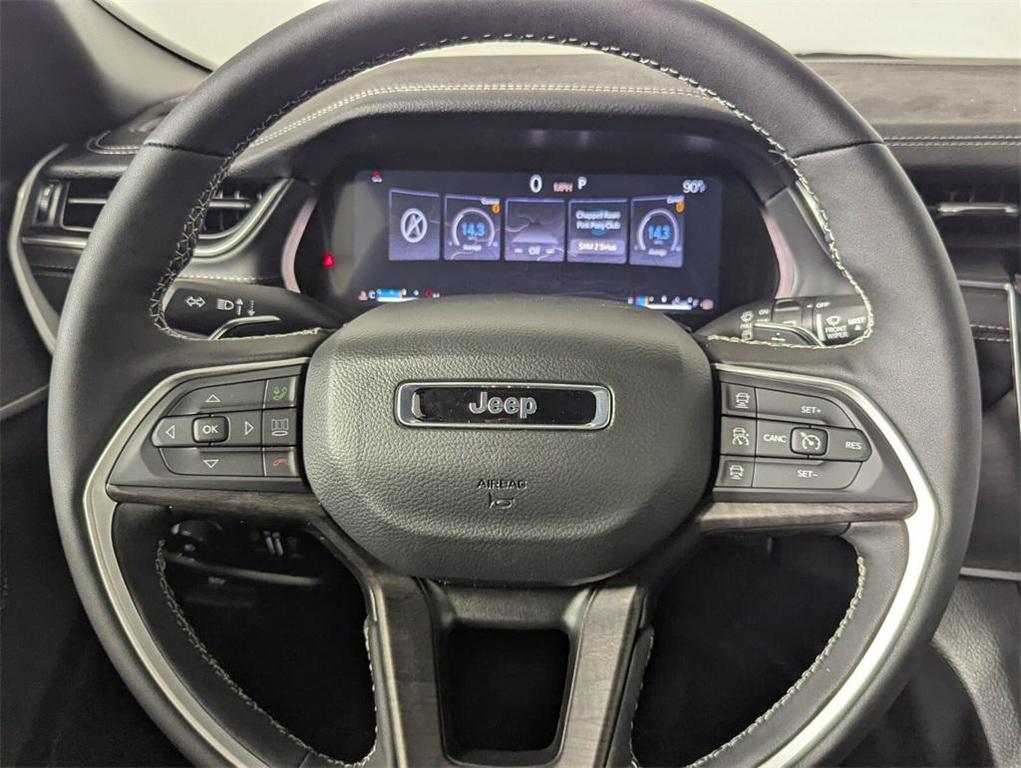 new 2025 Jeep Grand Cherokee car, priced at $31,831