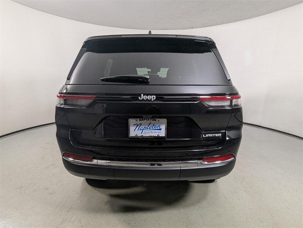 new 2025 Jeep Grand Cherokee car, priced at $31,831