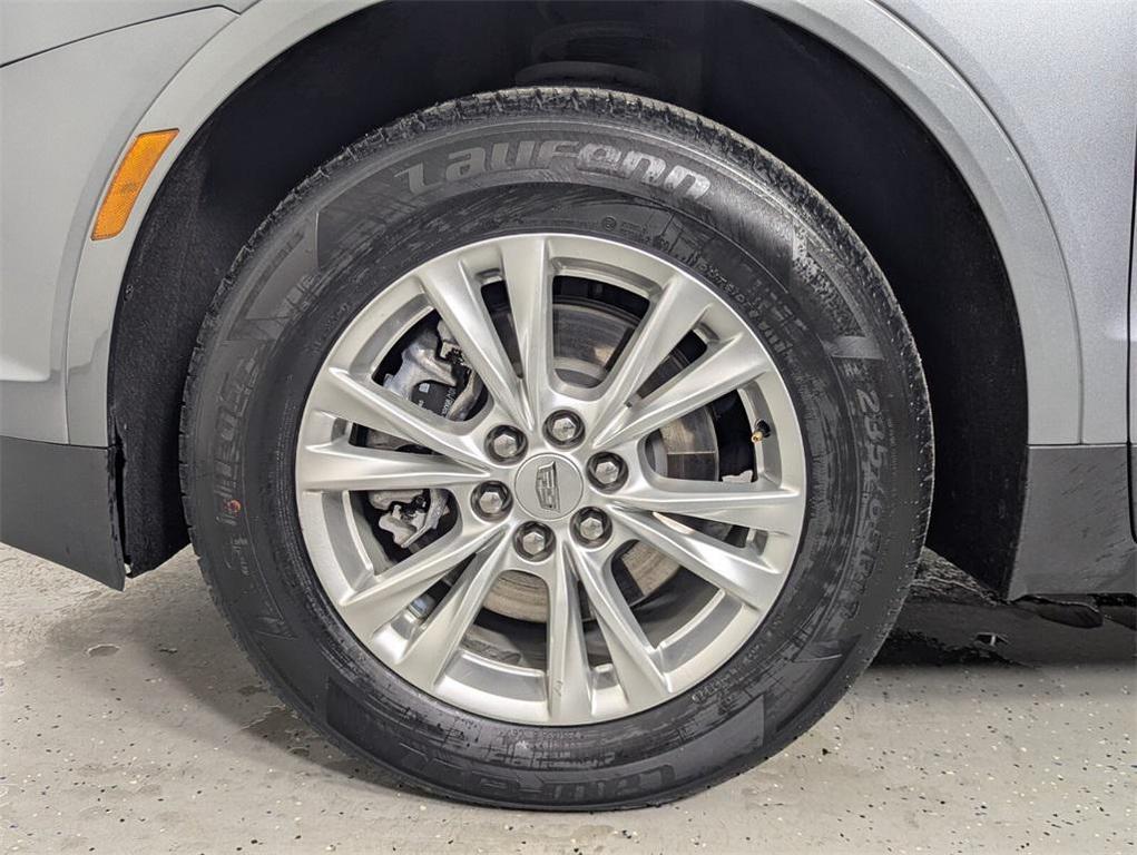 used 2021 Cadillac XT5 car, priced at $20,788