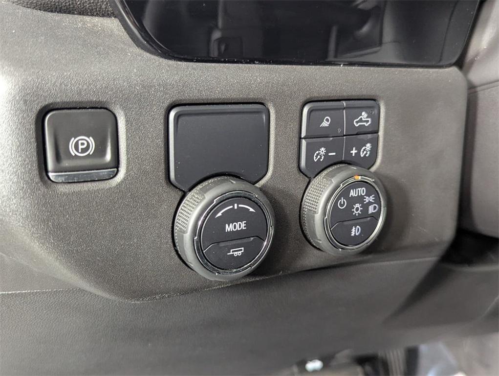 used 2022 Chevrolet Silverado 1500 car, priced at $38,688