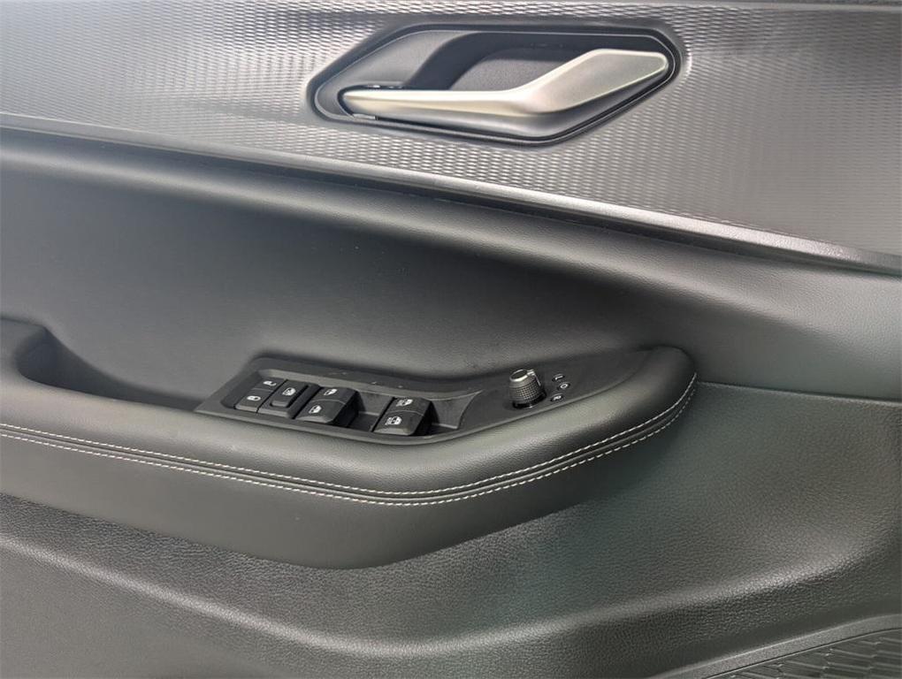 new 2025 Jeep Grand Cherokee L car, priced at $31,210