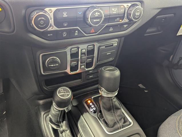 new 2025 Jeep Gladiator car, priced at $37,106