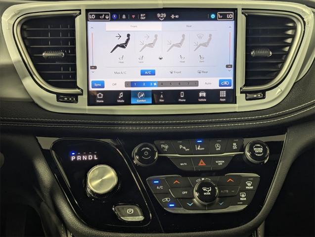 new 2025 Chrysler Pacifica car, priced at $45,092