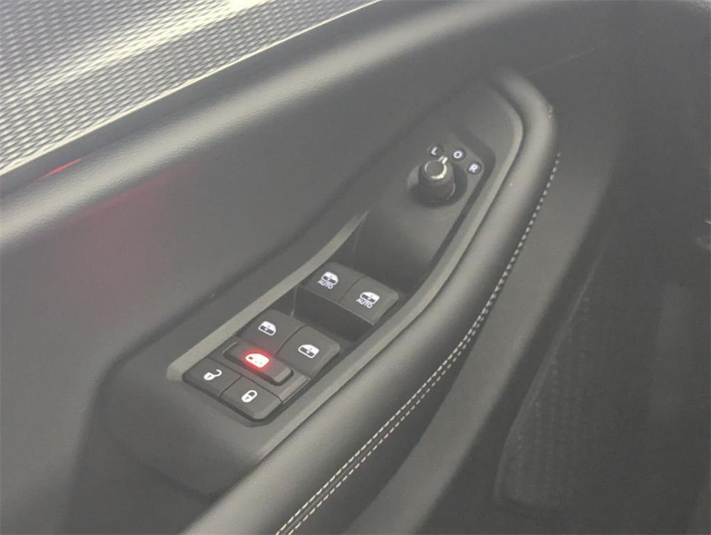 new 2025 Jeep Grand Cherokee car, priced at $39,955