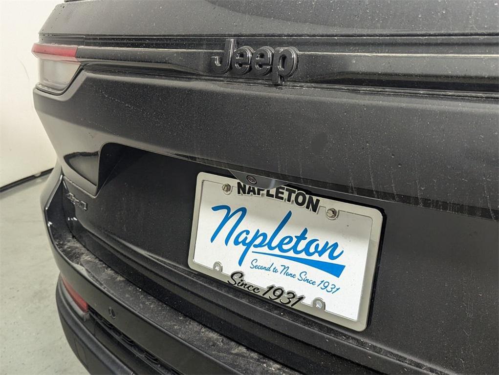 new 2025 Jeep Grand Cherokee car, priced at $35,941