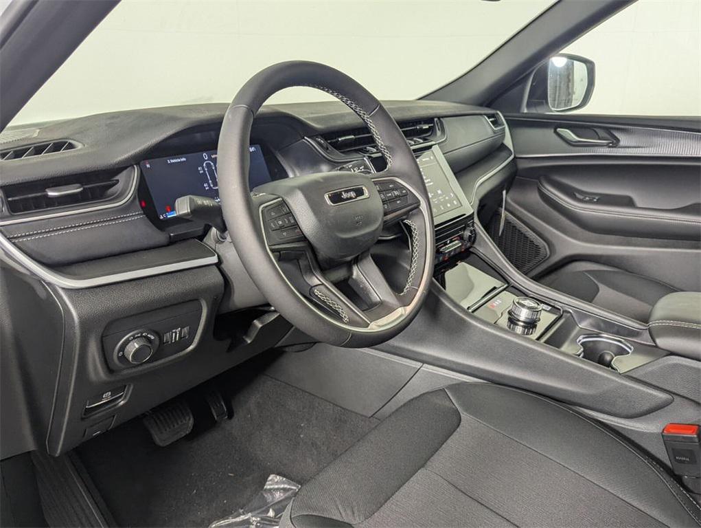 new 2025 Jeep Grand Cherokee L car, priced at $31,742