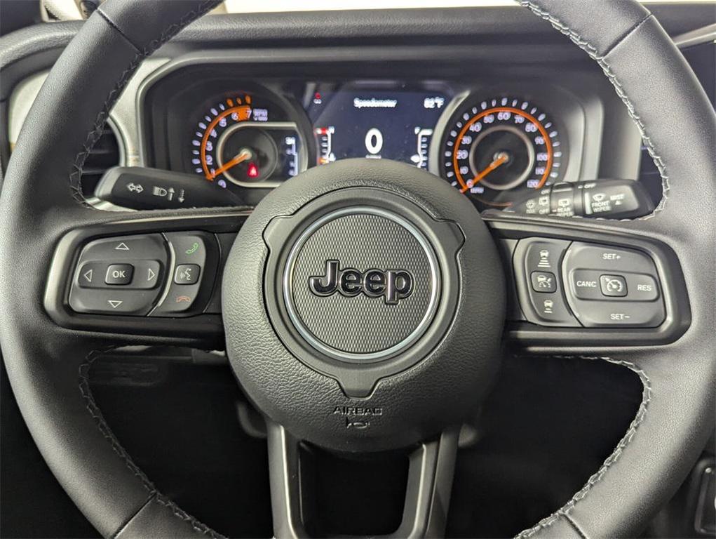 new 2025 Jeep Wrangler car, priced at $40,824