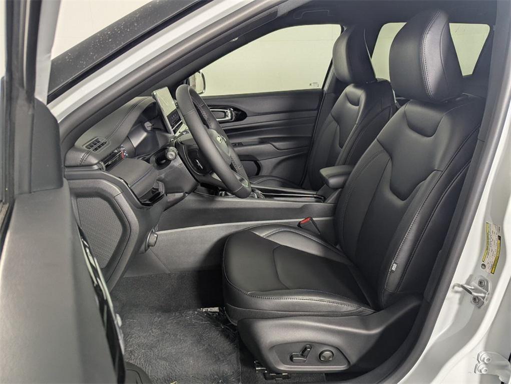 new 2026 Jeep Compass car, priced at $30,395