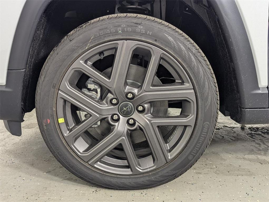 new 2026 Jeep Compass car, priced at $30,395