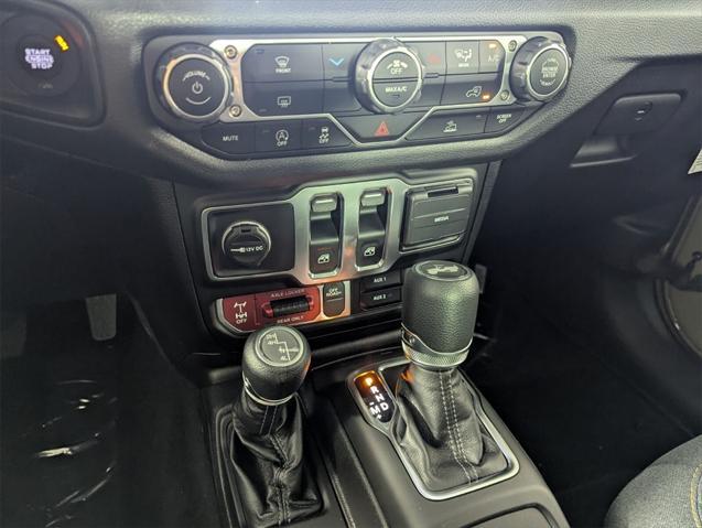new 2025 Jeep Wrangler car, priced at $40,836