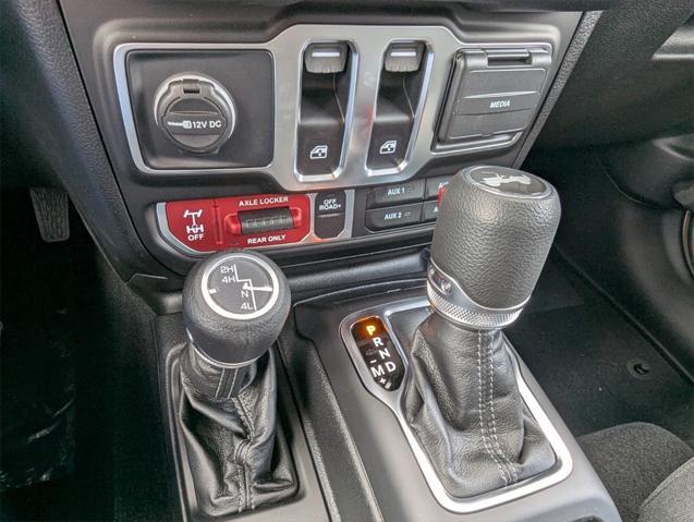 new 2025 Jeep Wrangler car, priced at $42,759