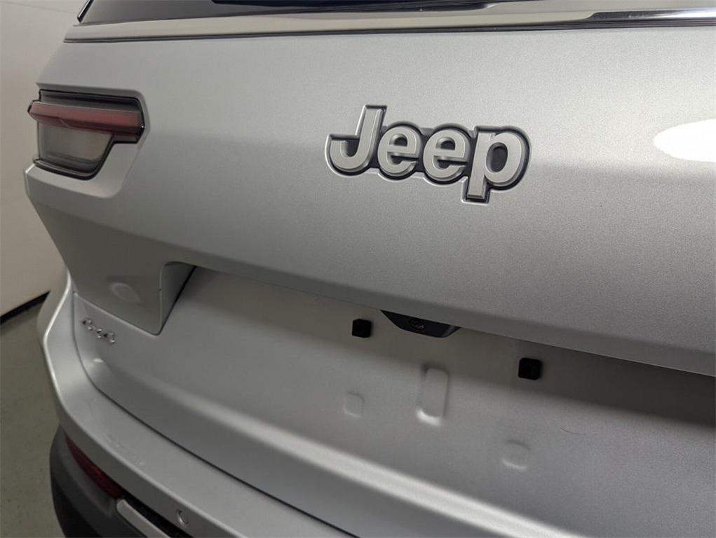 new 2025 Jeep Grand Cherokee L car, priced at $32,271
