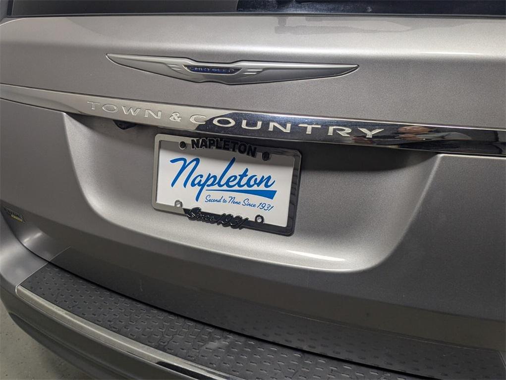 used 2013 Chrysler Town & Country car, priced at $6,992