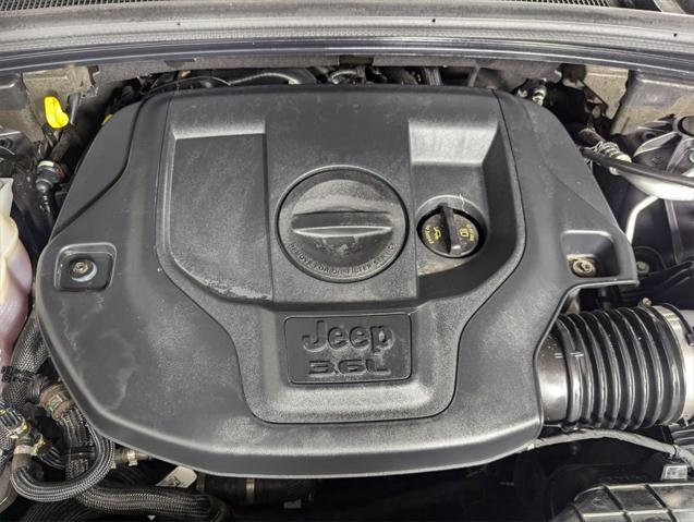 used 2021 Jeep Grand Cherokee L car, priced at $31,949