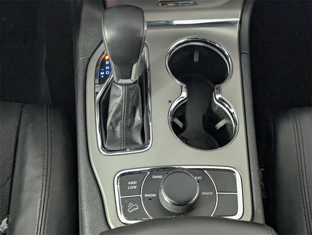 used 2021 Jeep Grand Cherokee car, priced at $19,788