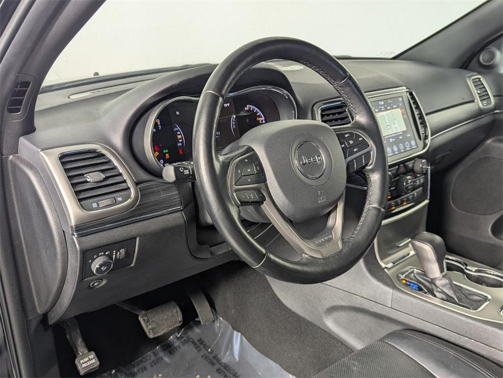 used 2021 Jeep Grand Cherokee car, priced at $19,788
