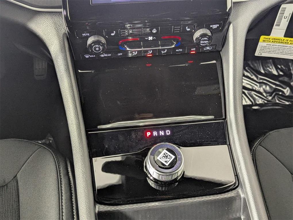 new 2025 Jeep Grand Cherokee car, priced at $30,620