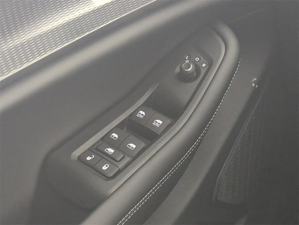 new 2025 Jeep Grand Cherokee car, priced at $34,560