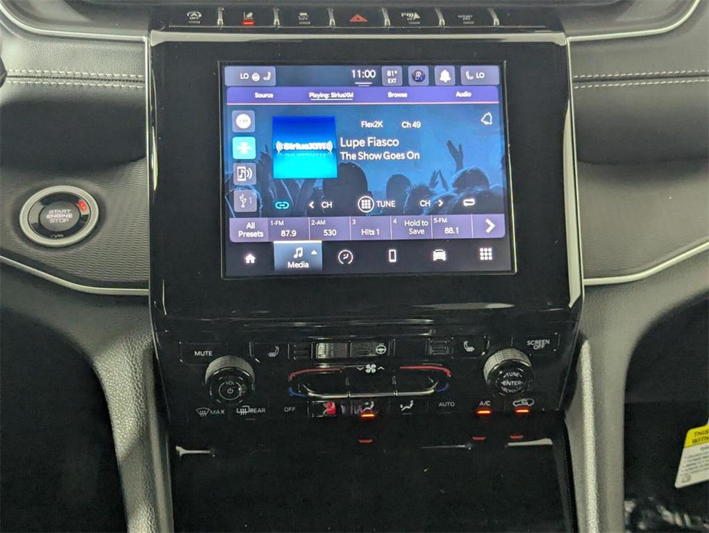 new 2025 Jeep Grand Cherokee car, priced at $34,560