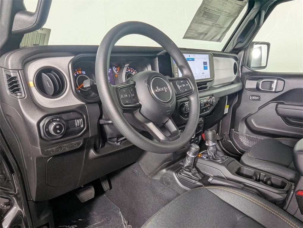 new 2025 Jeep Gladiator car, priced at $42,767
