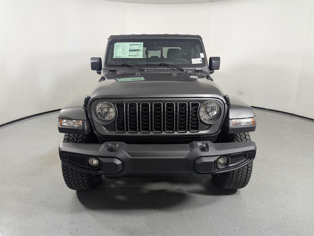 new 2025 Jeep Gladiator car, priced at $42,767