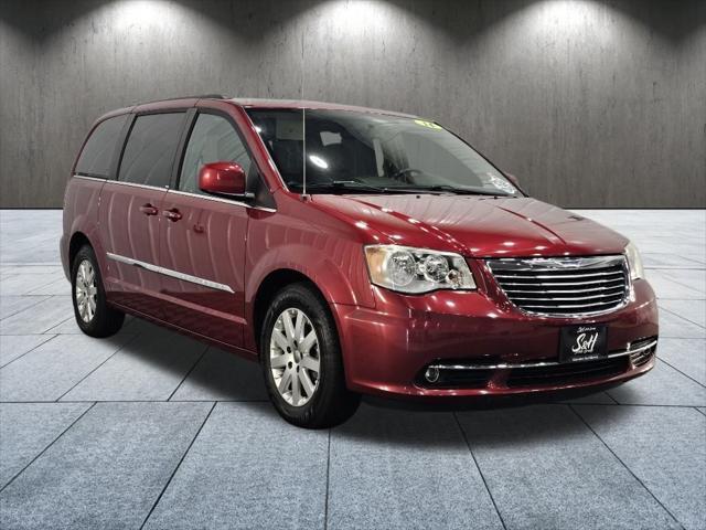 used 2014 Chrysler Town & Country car, priced at $9,193