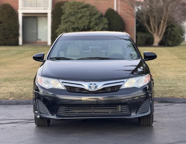 used 2014 Toyota Camry Hybrid car, priced at $12,521