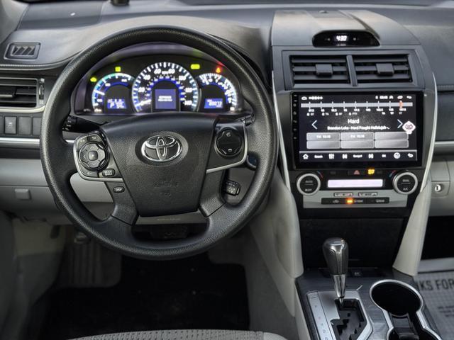 used 2014 Toyota Camry Hybrid car, priced at $12,521