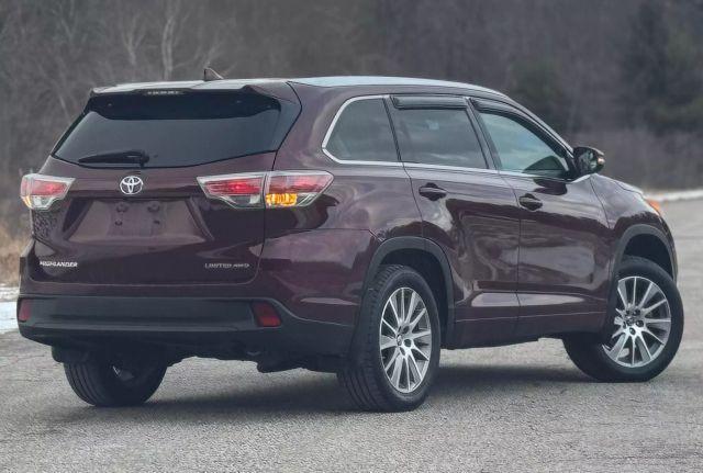 used 2014 Toyota Highlander car, priced at $14,595