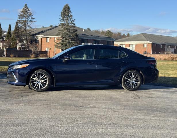 used 2022 Toyota Camry Hybrid car, priced at $22,496