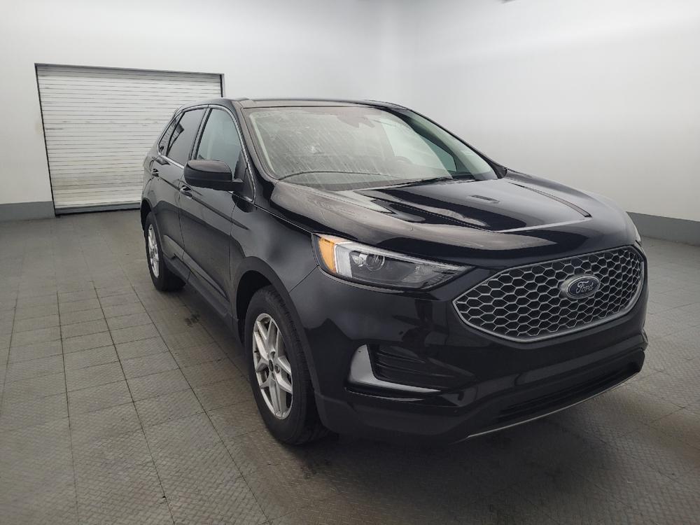 used 2024 Ford Edge car, priced at $25,595