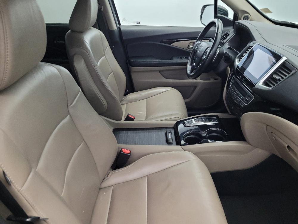 used 2016 Honda Pilot car, priced at $19,495