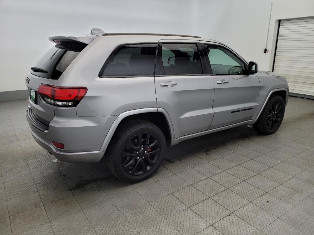 used 2018 Jeep Grand Cherokee car, priced at $18,395