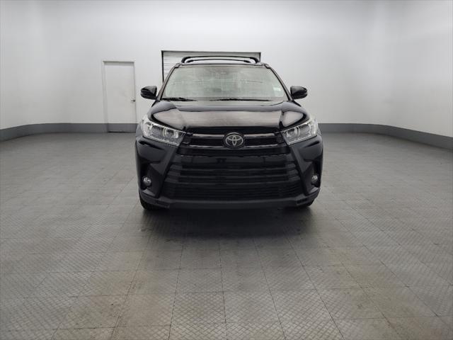 used 2017 Toyota Highlander car, priced at $24,295